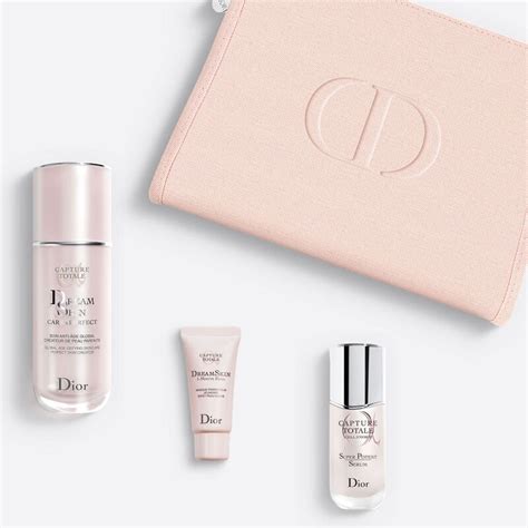 dior createur de peau parfaite|Capture Dreamskin .